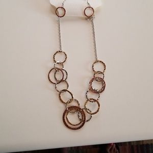 Necklace and earring set
